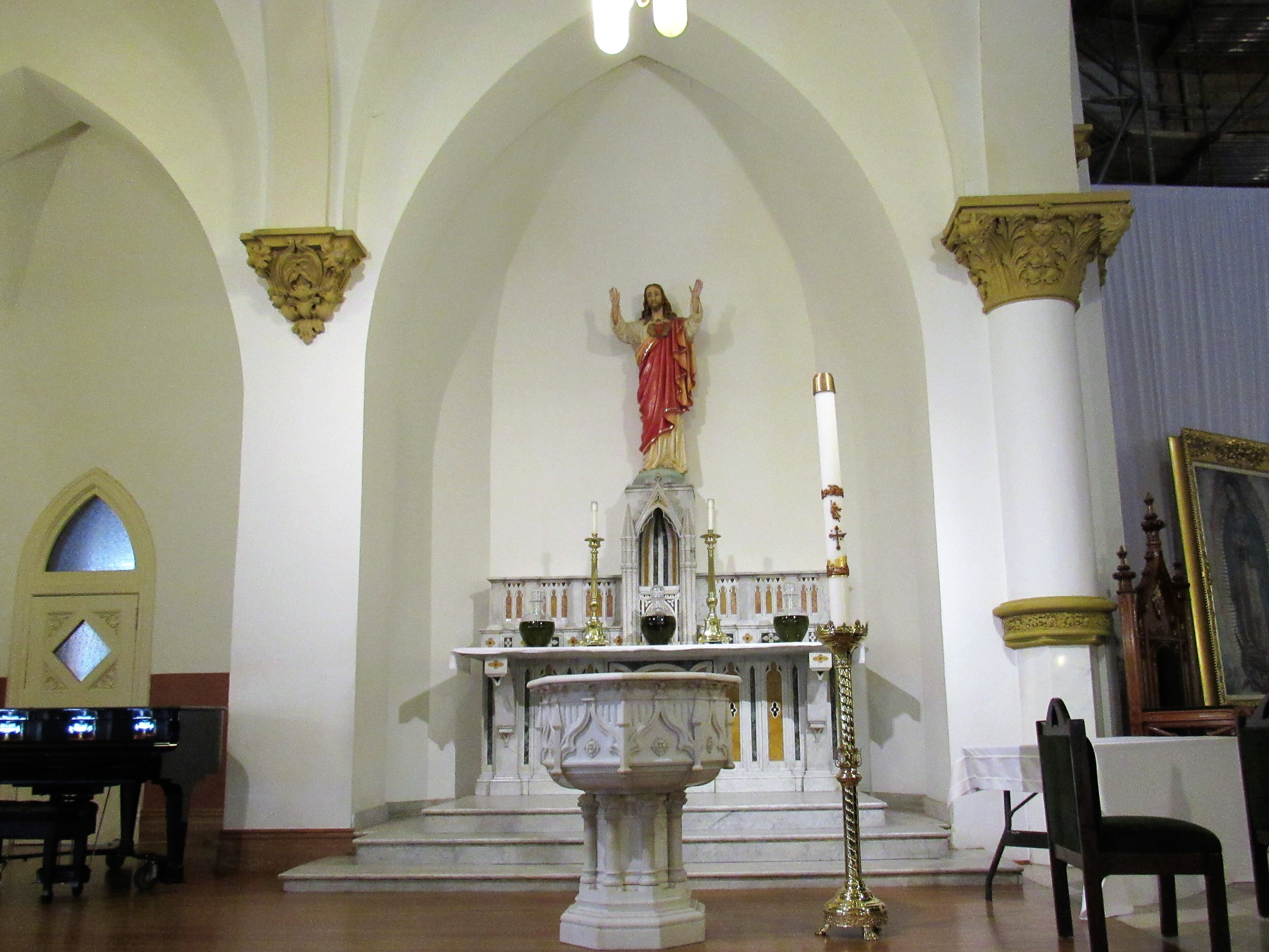 Cathedral Shrine of the Virgin of Guadalupe interior 05.jpg