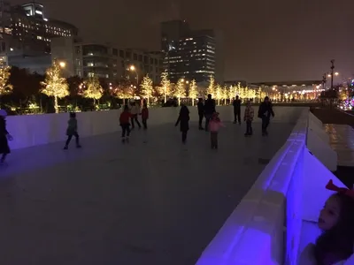 Parque Klyde Warren de Noche