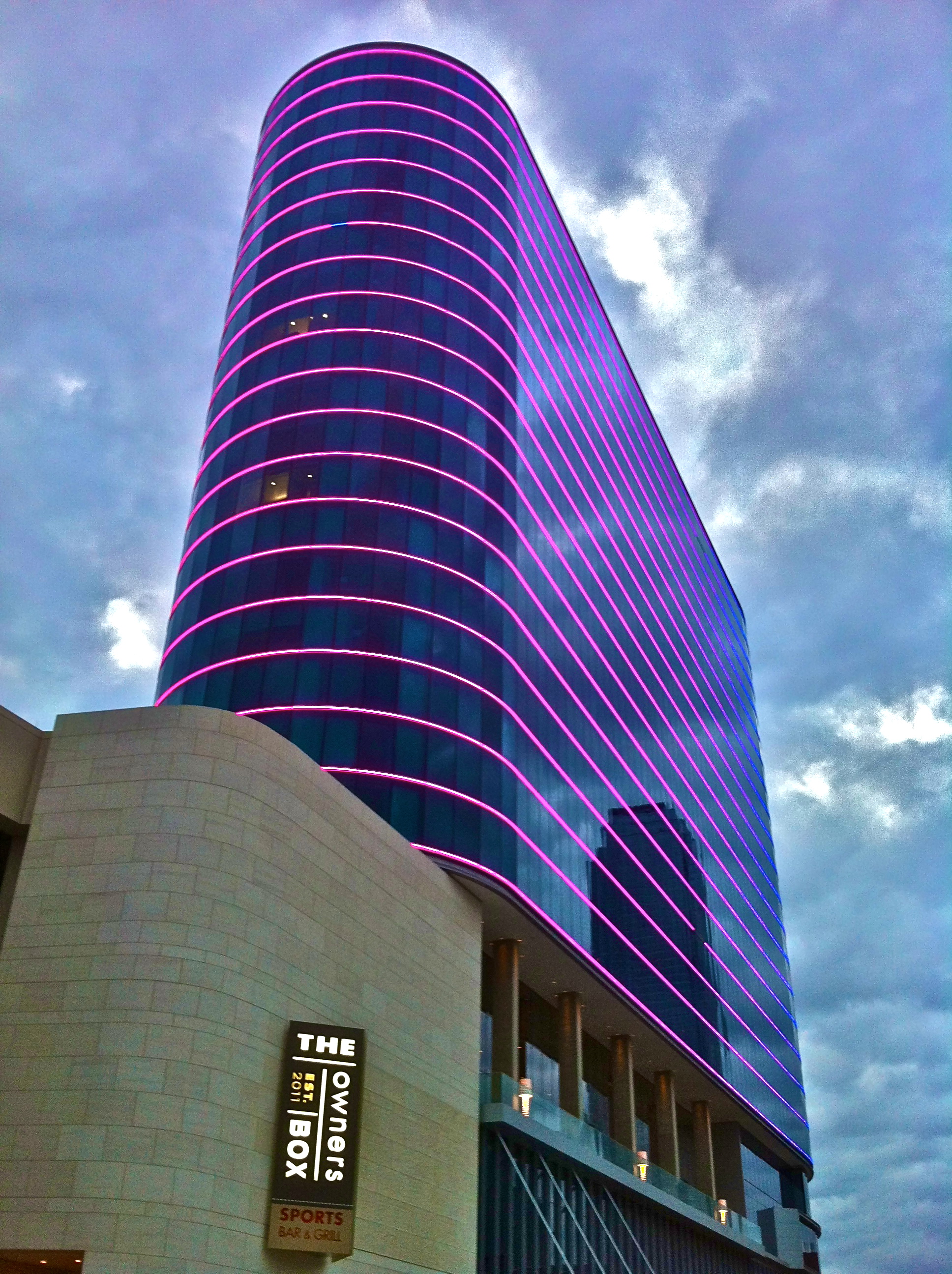 Omni Dallas Convention Center Hotel