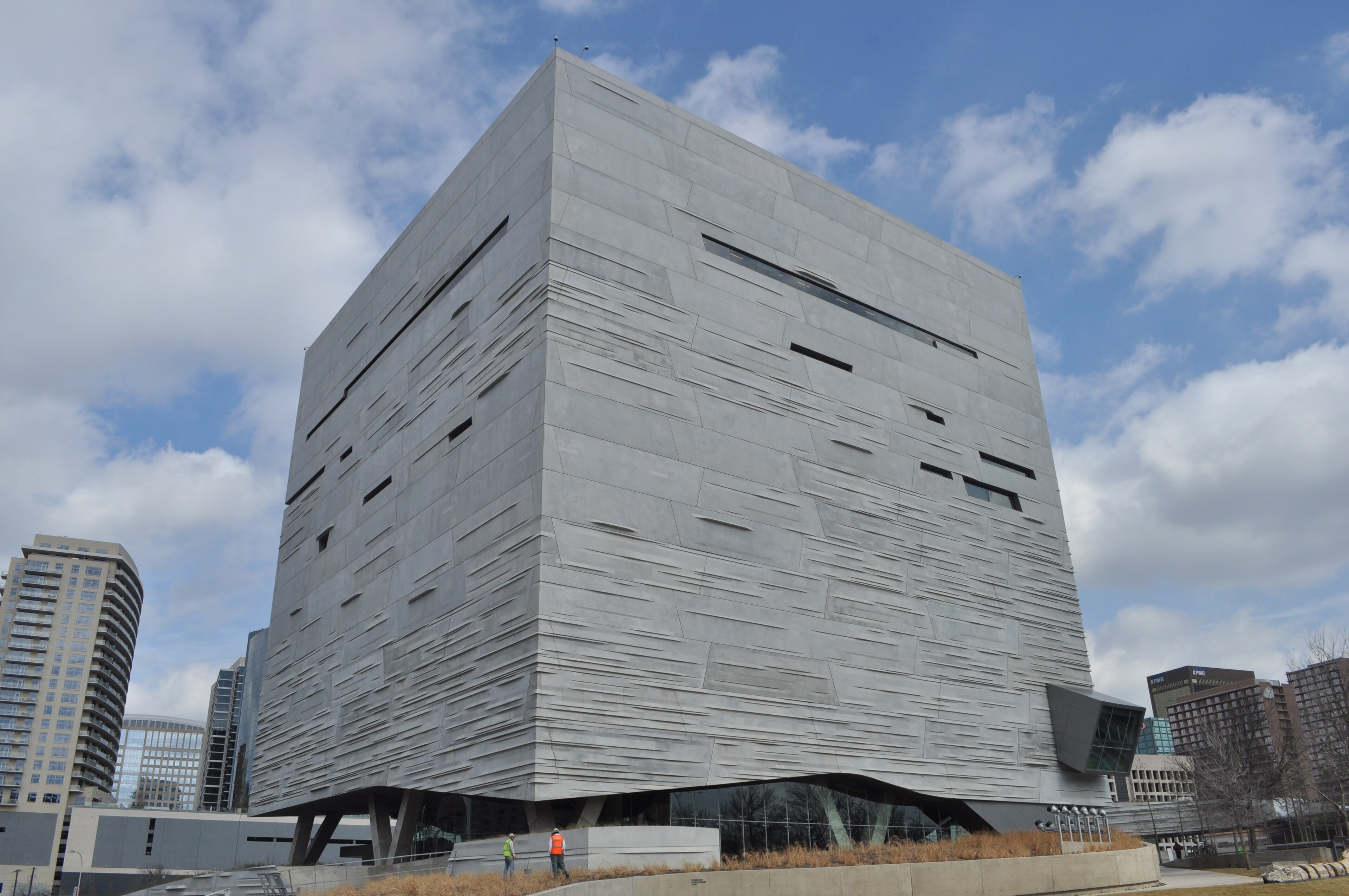 Perot Museum of Nature and Science 03.jpg