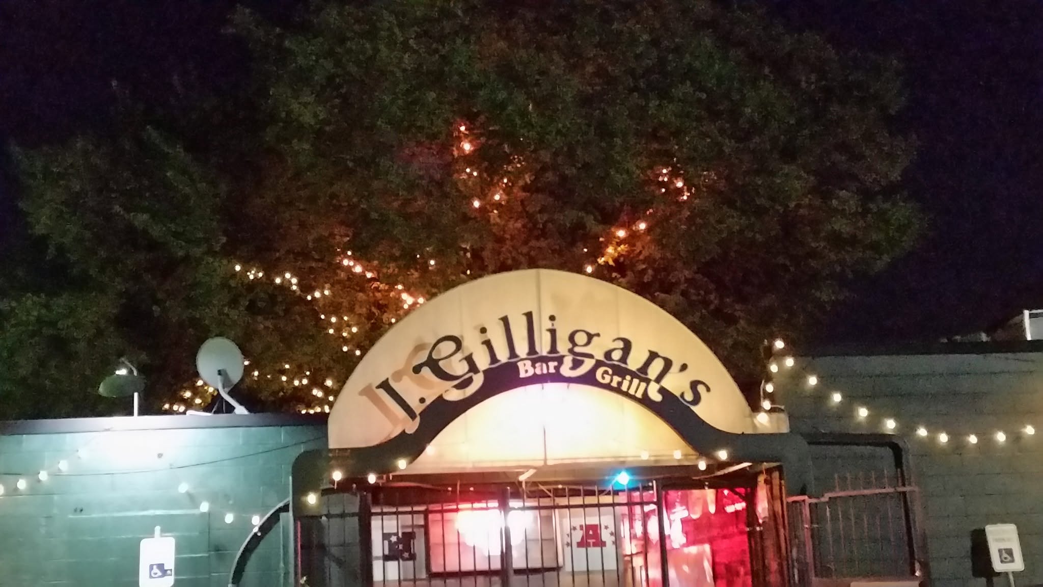 J. Gilligan's Bar & Grill