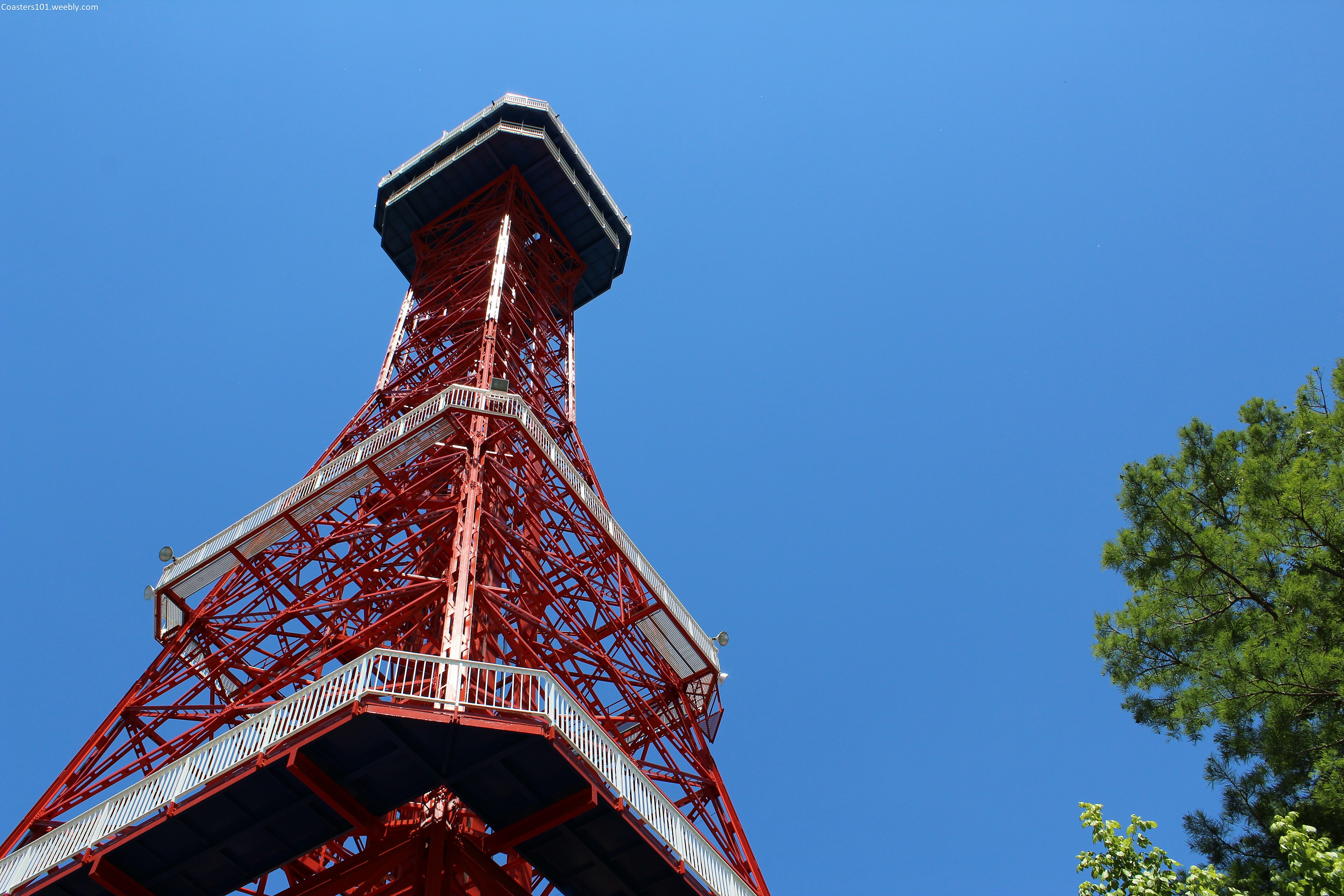 Oil Derrick.jpg