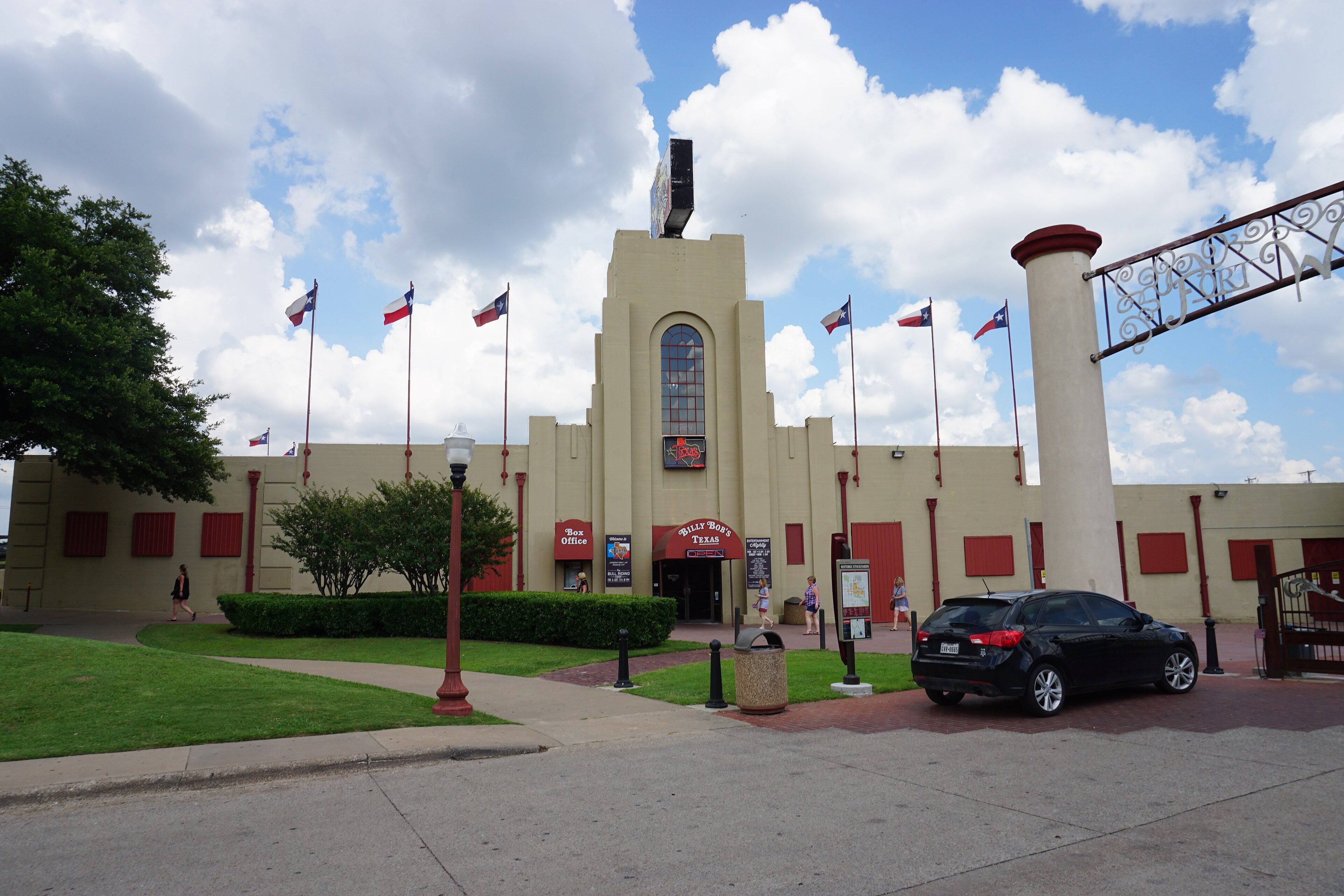 Fort Worth Stockyards June 2016 54 (Billy Bob's Texas).jpg