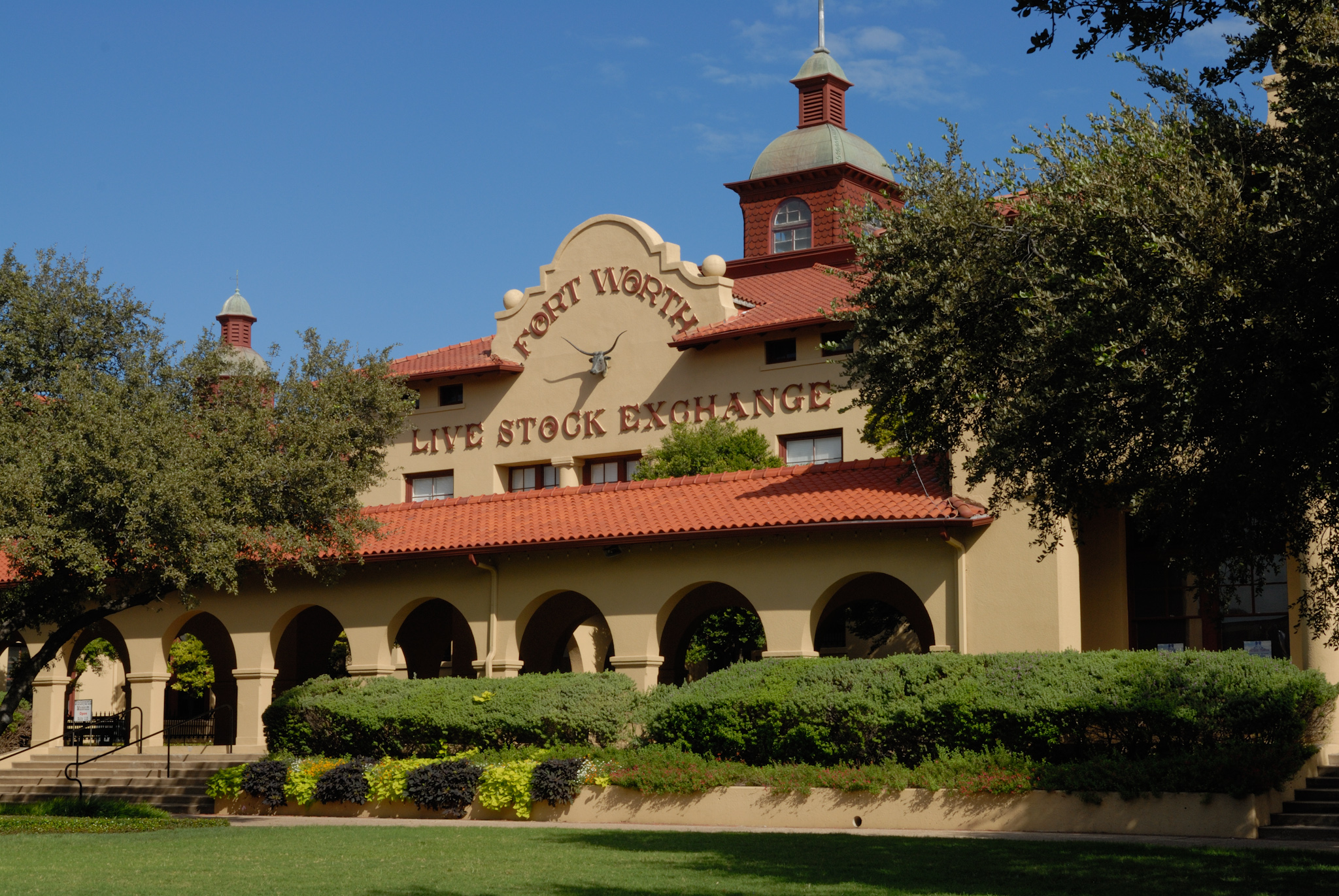 0011Fort Worth Stockyards Live Stock Exchange SE Texas.jpg