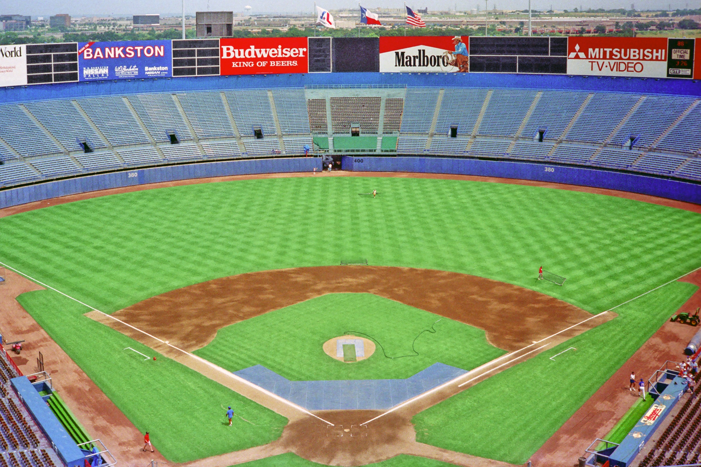 Arlington Stadium 1988.jpg
