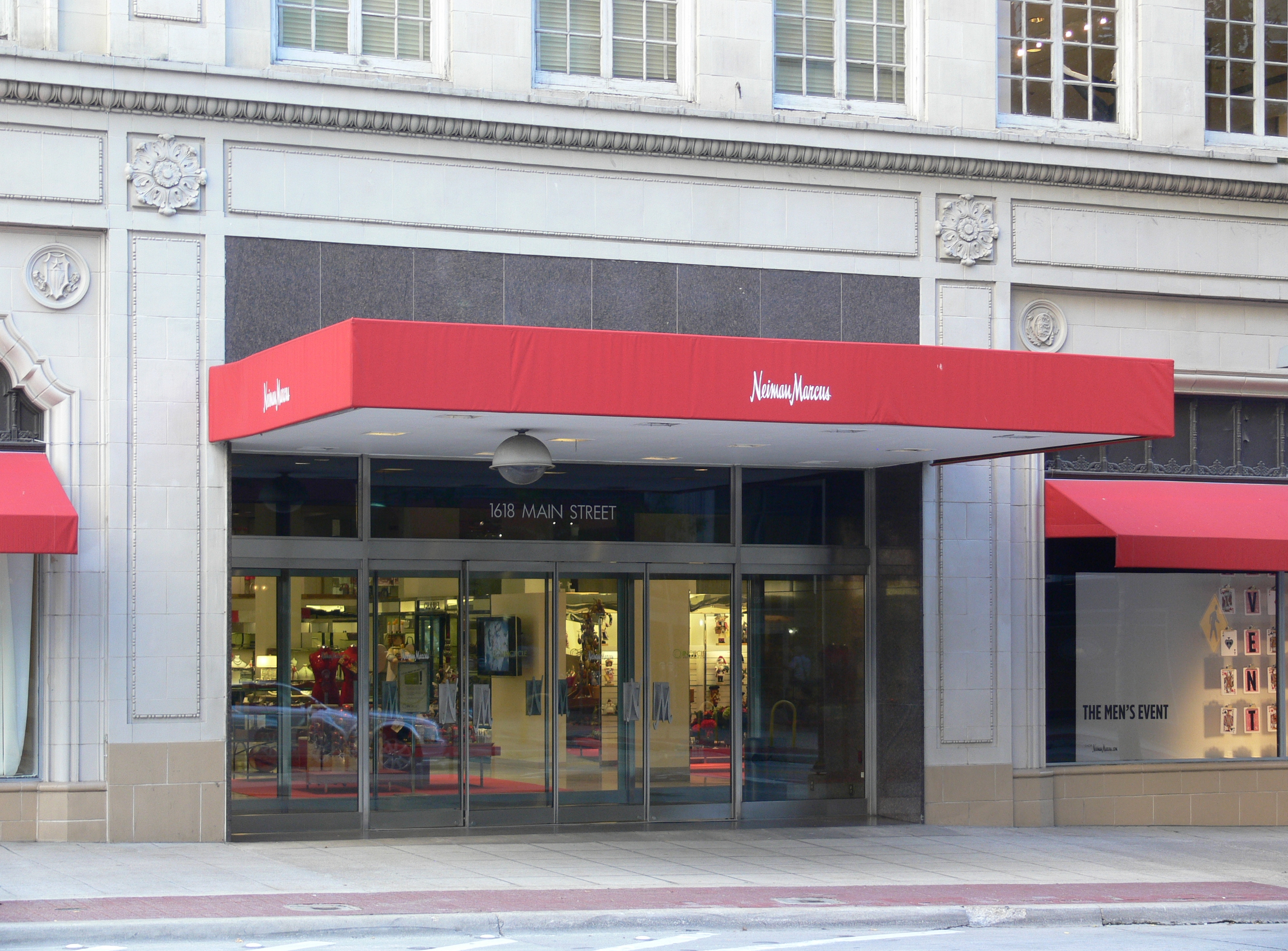 Dallas Neiman Marcus 2.jpg